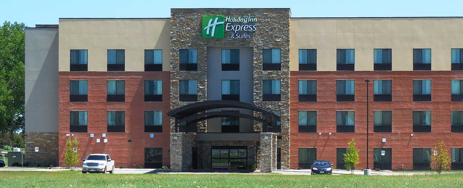 Holiday Inn Express, Tri-City Electric Co., Davenport