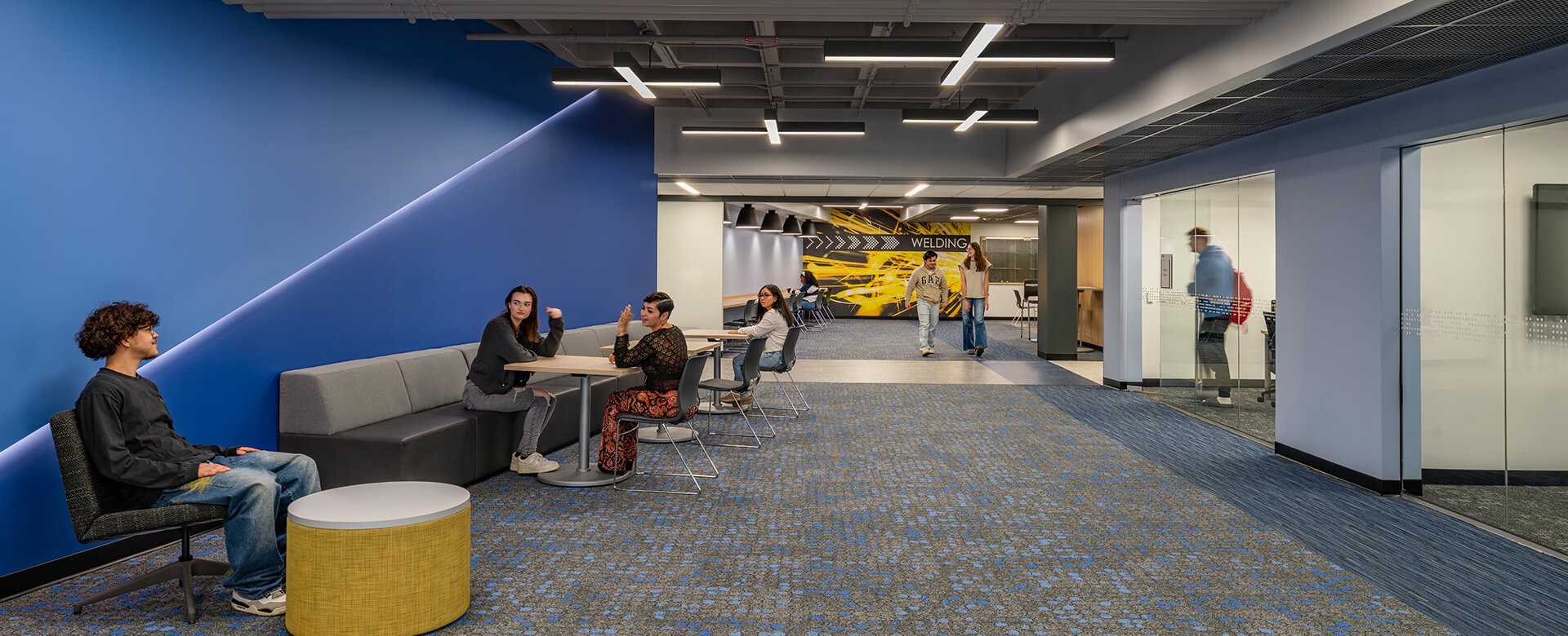 Blackhawk College, Building 2i